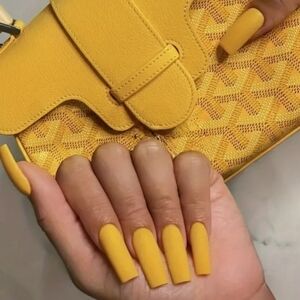 24 Pieces Fake Press On Nails